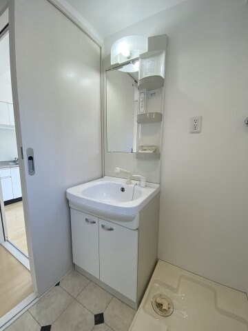 物件内観写真8　(※同物件別号室参考写真)