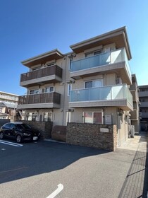 サリオス庚午北の外観写真