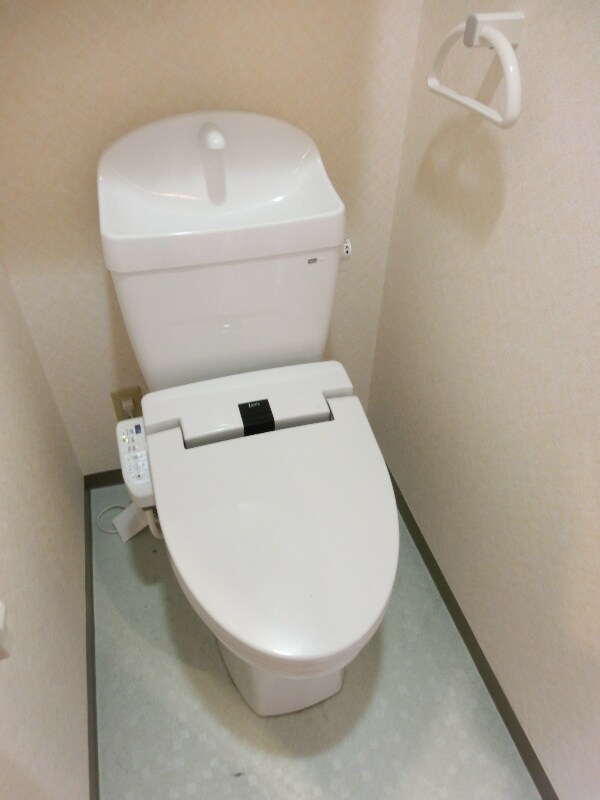 トイレ(※同物件別号室)