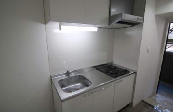キッチン(※同物件別号室参考写真)