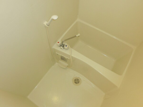 浴室(※同物件別部屋参考写真)