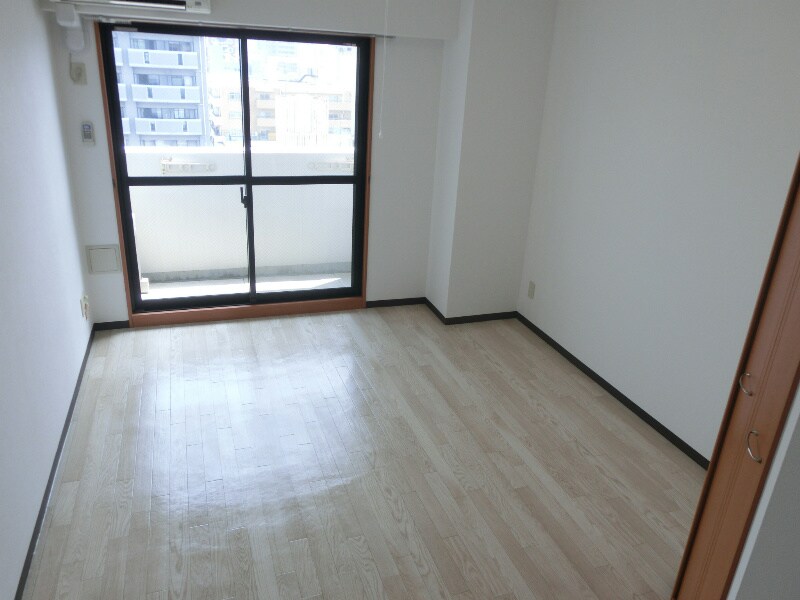 物件内観写真6　(※同物件別部屋参考写真)