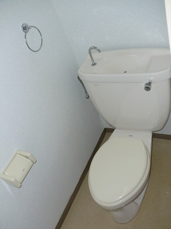 トイレ(※同物件別部屋参考写真)