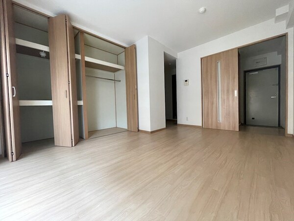 居室(※同物件、部屋参考写真)