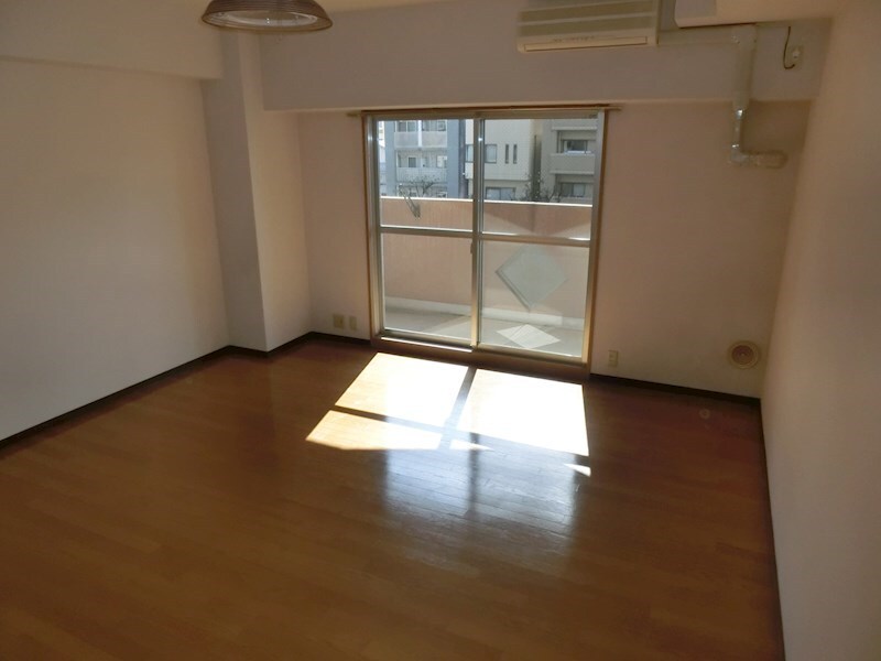 物件内観写真15　(※同物件の別号室の写真です)