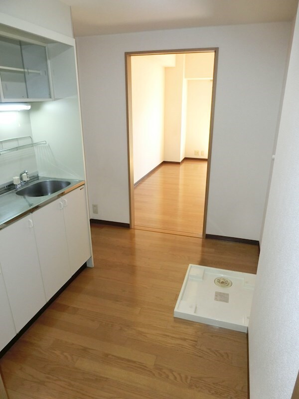 物件内観写真21　(※同物件の別号室の写真です)