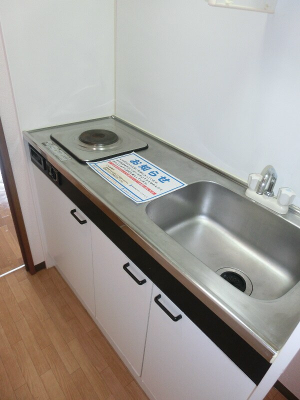 キッチン(※同マンション別部屋参考写真)