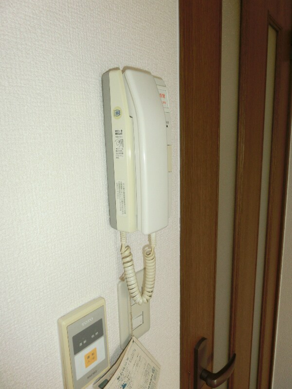 セキュリティ(※同マンション別部屋参考写真)