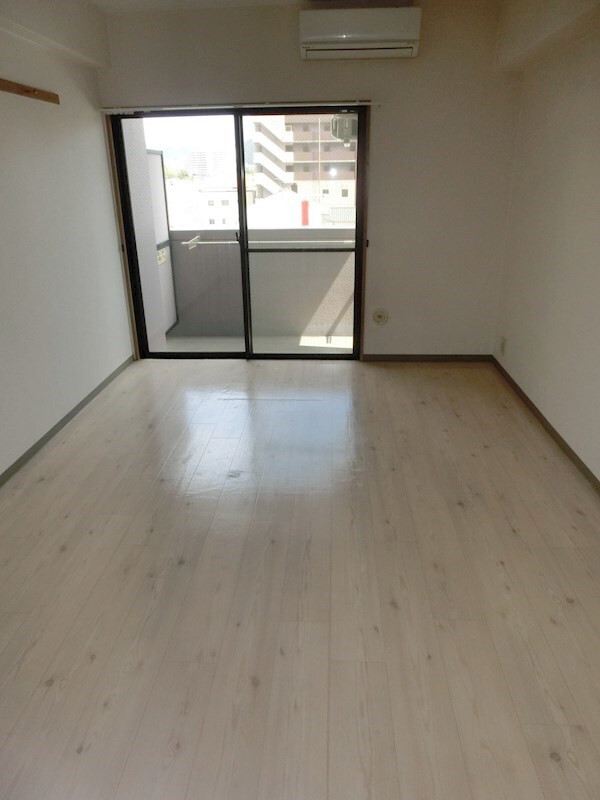 物件内観写真5　(※同マンションの別部屋参考写真)