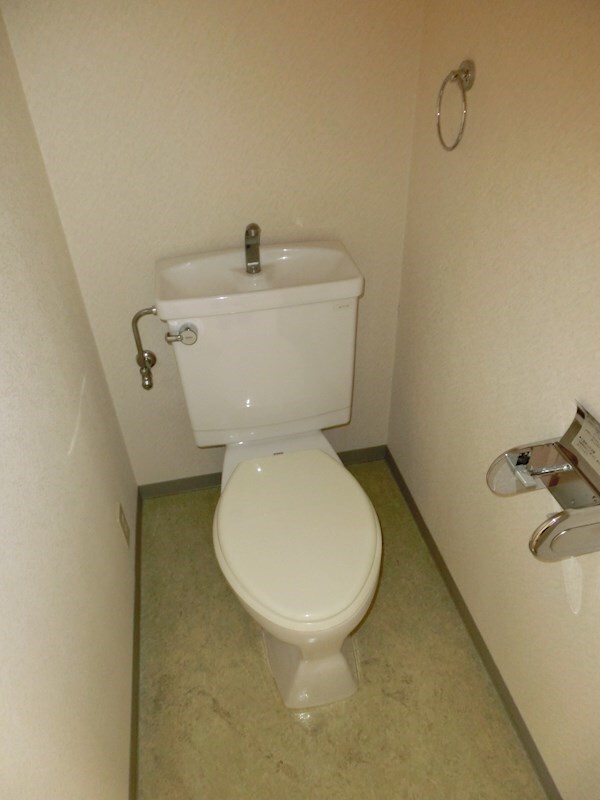 トイレ(※同マンションの別部屋参考写真)
