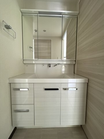 物件内観写真8　(※同物件別号室)