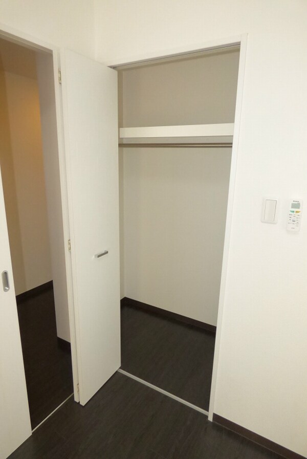収納(※同物件別号室参考写真)