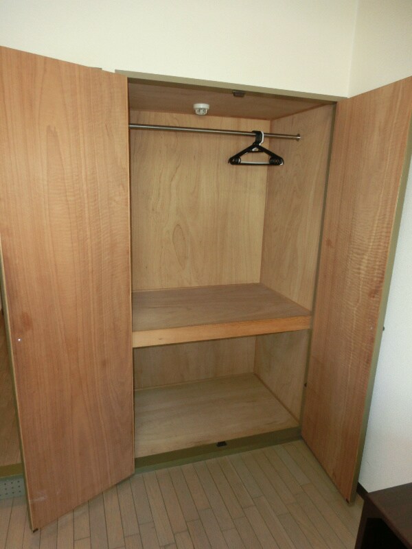 物件内観写真10　(大きな収納☆)