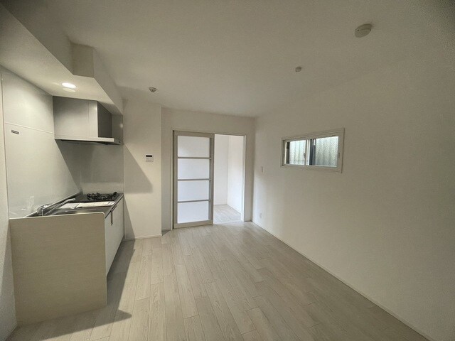 物件内観写真14　(※別号室参考写真)