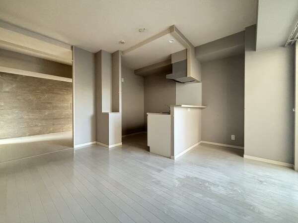 居室(※同物件別部屋参考写真)