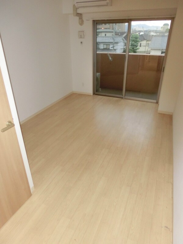 寝室(※同物件参考写真)