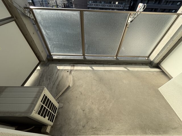 物件内観写真11　(※同物件の別号室の写真です)