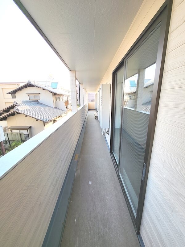 バルコニー(※同物件別号室参考写真)