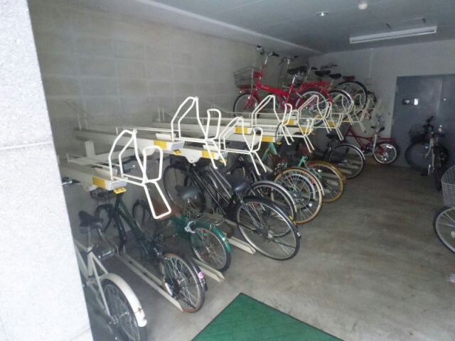 物件内観写真21　(駐輪場☆)