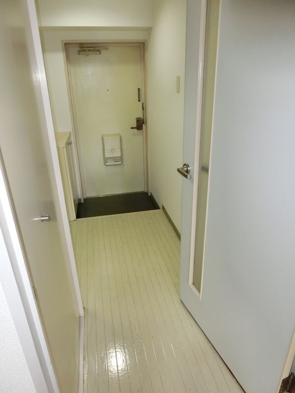 玄関(※同物件写真)
