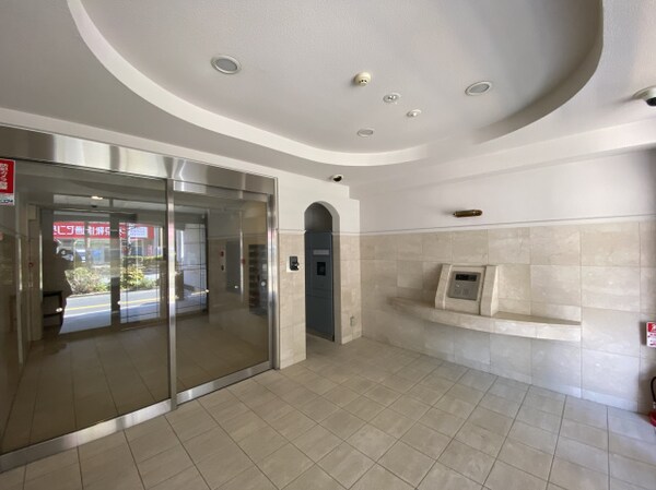 ロビー・ラウンジ