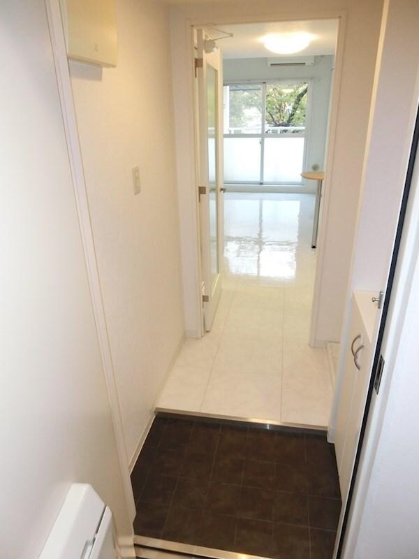 物件内観写真4　(※反転タイプの参考写真です)