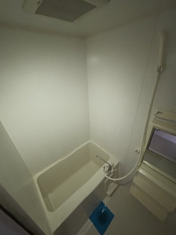 浴室(※違うお部屋タイプのお写真です)