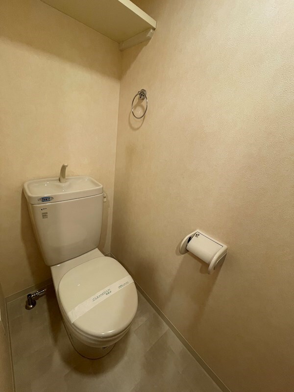 トイレ(※同物件別部屋参考写真)