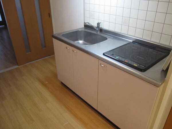 キッチン(※同物件別部屋参考写真)