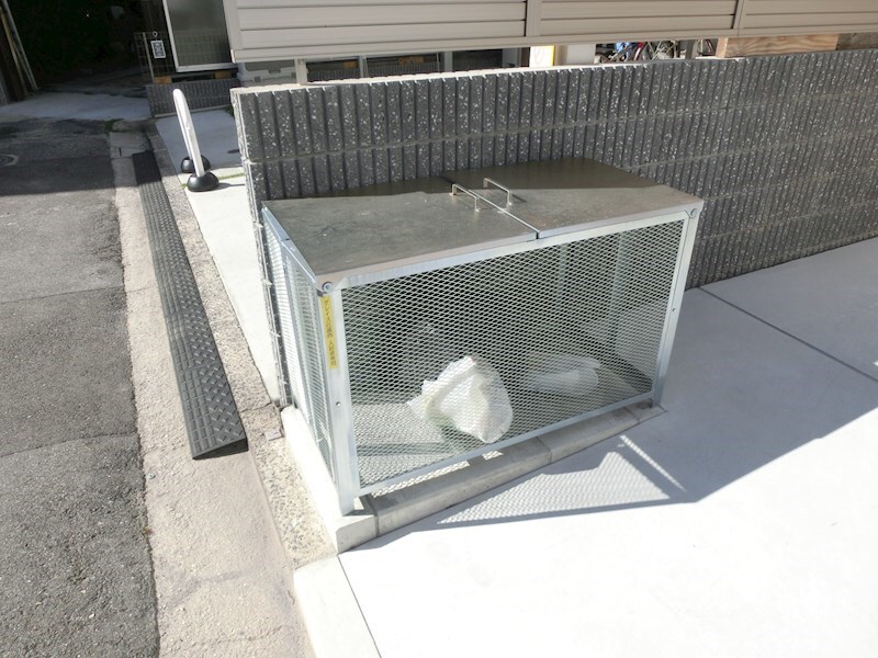 物件内観写真21　(ゴミ置場)