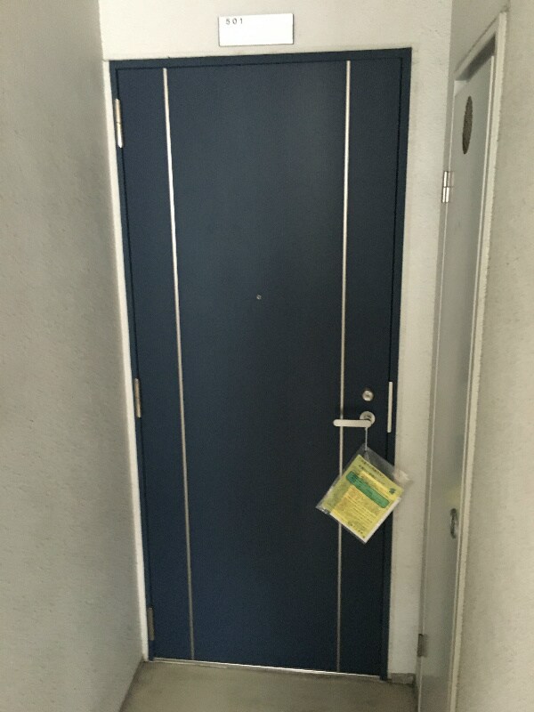 玄関(※同物件別部屋参考写真)