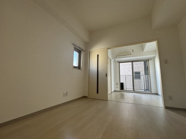 物件内観写真19　(※同物件別部屋参考写真建具の色要確認)