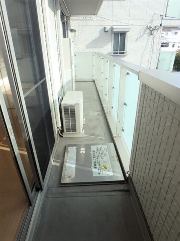 バルコニー(※同物件別号室参考写真)