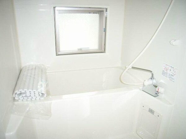 浴室(※同マンション別部屋の参考写真です。)