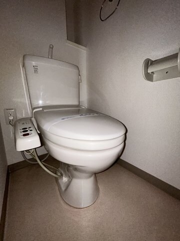 物件内観写真9　(同物件別号室参考写真)