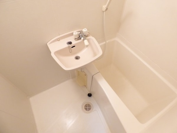 浴室(※同マンション別部屋の参考写真です。)