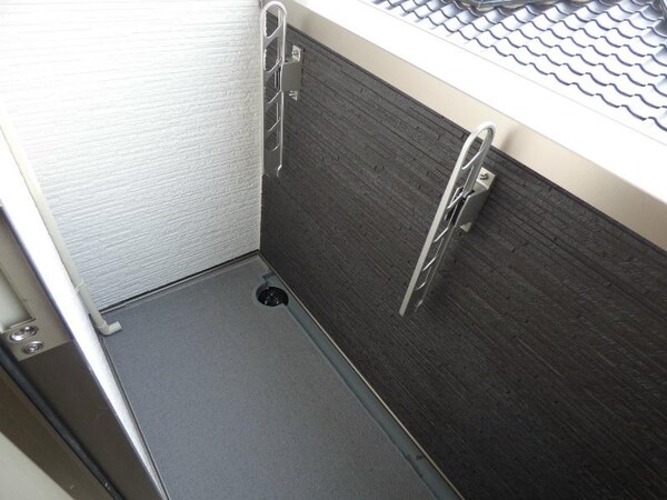 バルコニー(※同物件別号室参考写真)