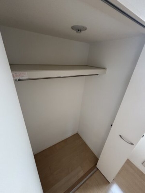 収納(※同物件別号室参考写真)