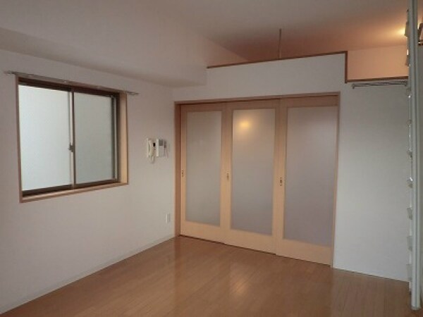 内装他(※同マンション別部屋の参考写真です。)
