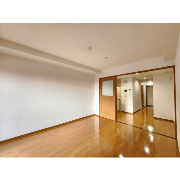 居室(※同物件別号室参考写真)