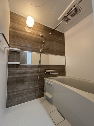 物件内観写真7　(※同型モデルの類似写真)