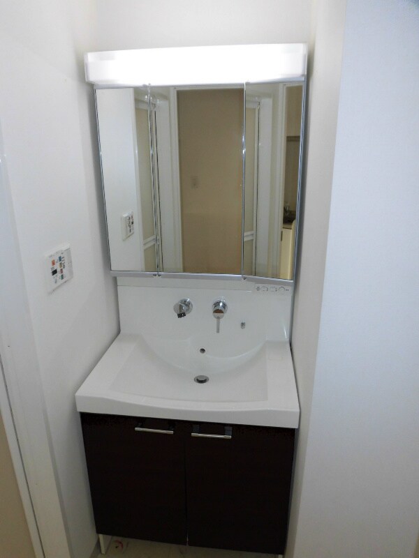 洗面・脱衣所(※同マンション別部屋の参考写真です。)