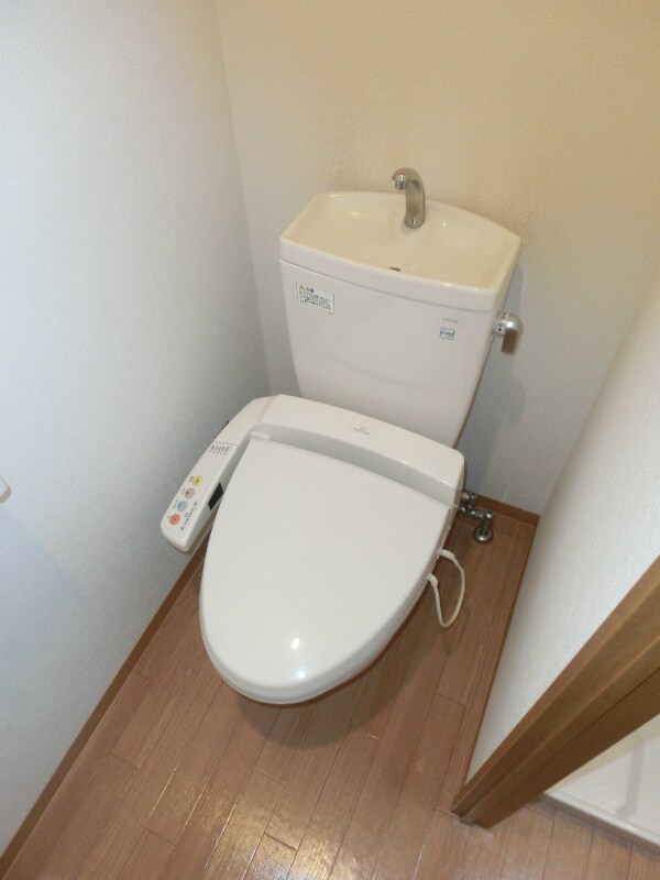 トイレ(※同物件参考写真)