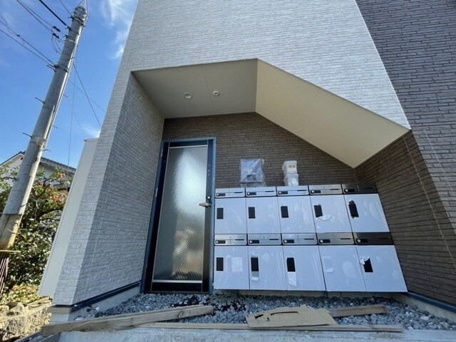 物件外観写真2　
