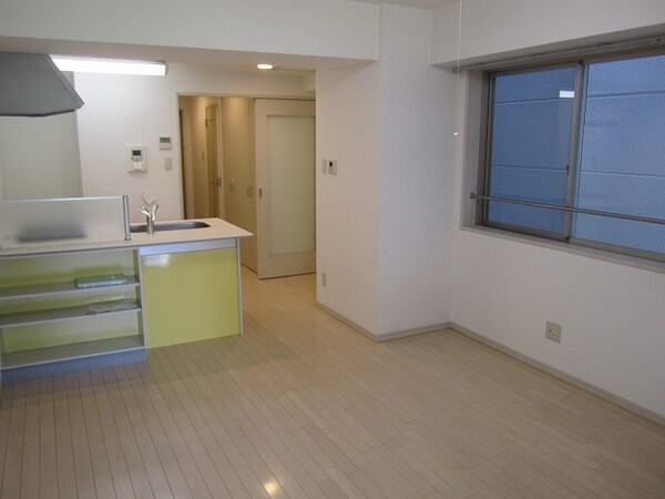 居室(※同物件別号室参考写真)