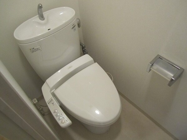 トイレ(※同物件別号室参考写真)