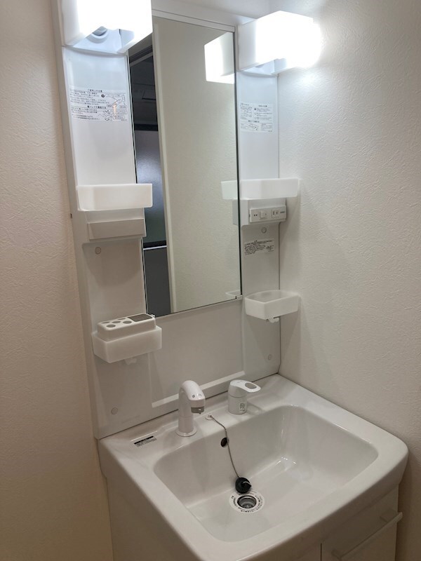 洗面・脱衣所(※同物件・別号室参考写真)