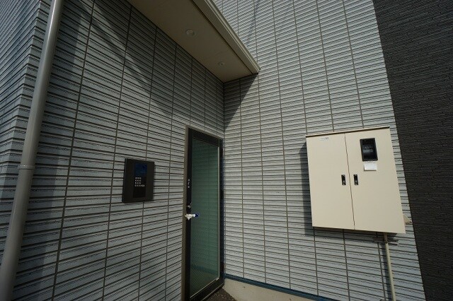 物件外観写真2　