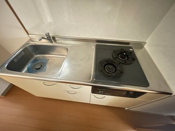 キッチン(※同物件別号室参考写真)