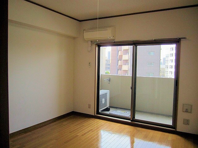 物件内観写真9　(※同物件別部屋参考写真)